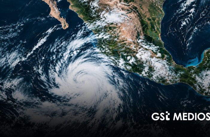 Tormenta tropical Vance se intensifica a huracán categoría 1