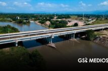Dan banderazo al Puente Amado Nervo