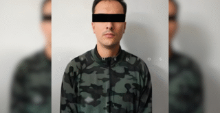 Detienen a presunto traficante de armas en Jalisco; aseguran arsenal y droga