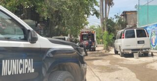 Primos protagonizan violenta riña en Las Mojoneras; uno resultó gravemente herido