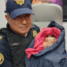 Policías rescatan a bebé de cuatro meses abandonado en la colonia Tacubaya