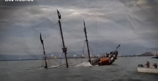 Se hunde La Marigalante, símbolo histórico de Puerto Vallarta