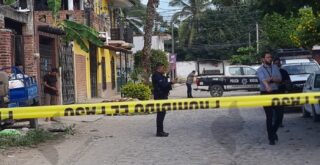 Investigan posible feminicidio en Puerto Vallarta; se trata de una maestra jubilada de Las Juntas