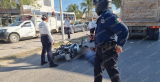 Motociclista derrapa en Villas del Real y sufre graves lesiones