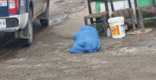 Mujer pierde la vida tras desplomarse frente a una taquería en Las Mojoneras